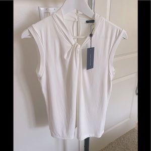 Tommy Hilfiger elegant white top!
